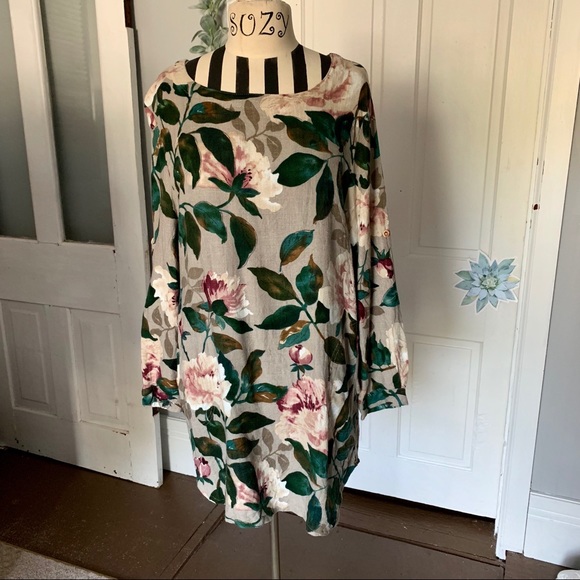 Puo dou dou Tops - Puo dou dou floral dress/tunic